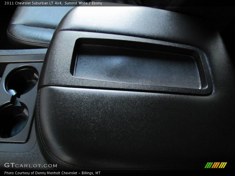 Summit White / Ebony 2011 Chevrolet Suburban LT 4x4