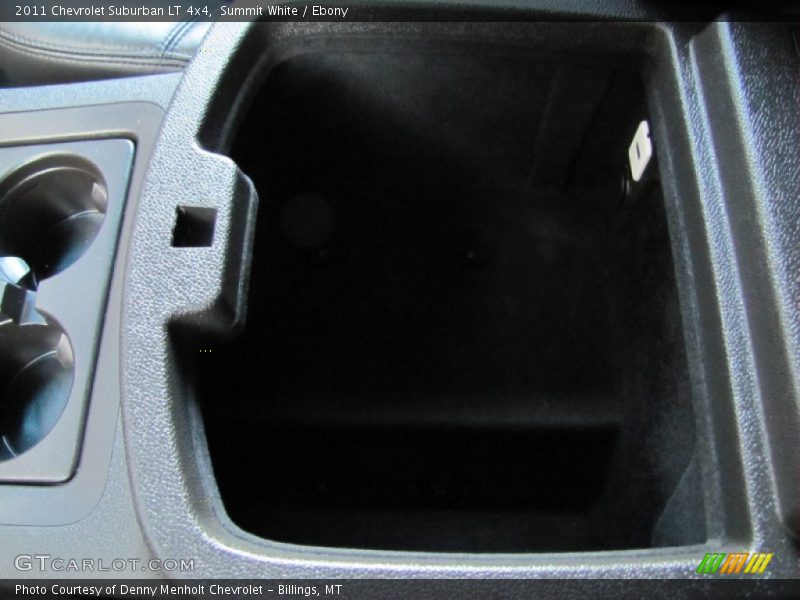Summit White / Ebony 2011 Chevrolet Suburban LT 4x4