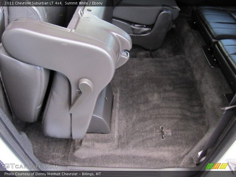Summit White / Ebony 2011 Chevrolet Suburban LT 4x4