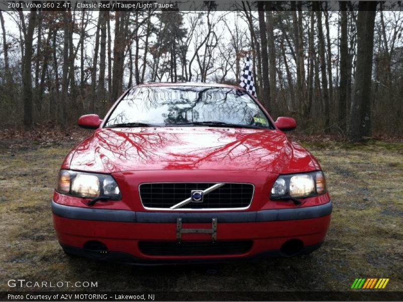 Classic Red / Taupe/Light Taupe 2001 Volvo S60 2.4T