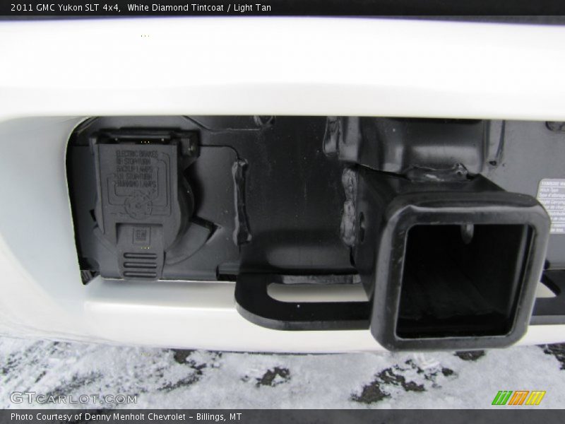 White Diamond Tintcoat / Light Tan 2011 GMC Yukon SLT 4x4