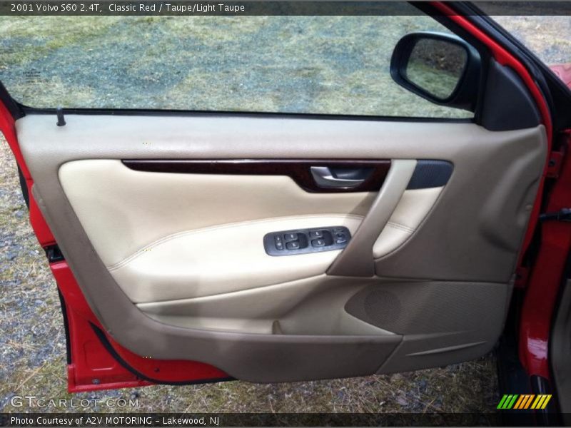 Classic Red / Taupe/Light Taupe 2001 Volvo S60 2.4T