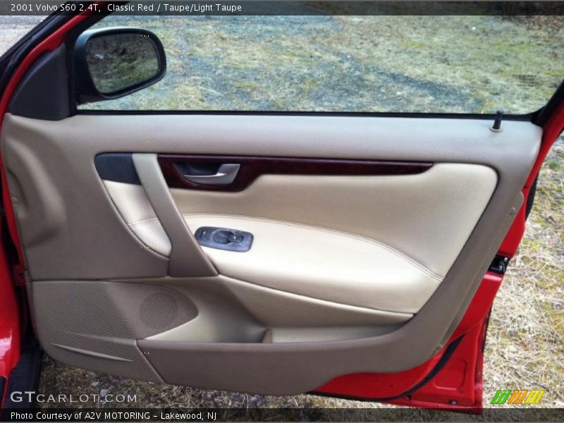 Classic Red / Taupe/Light Taupe 2001 Volvo S60 2.4T