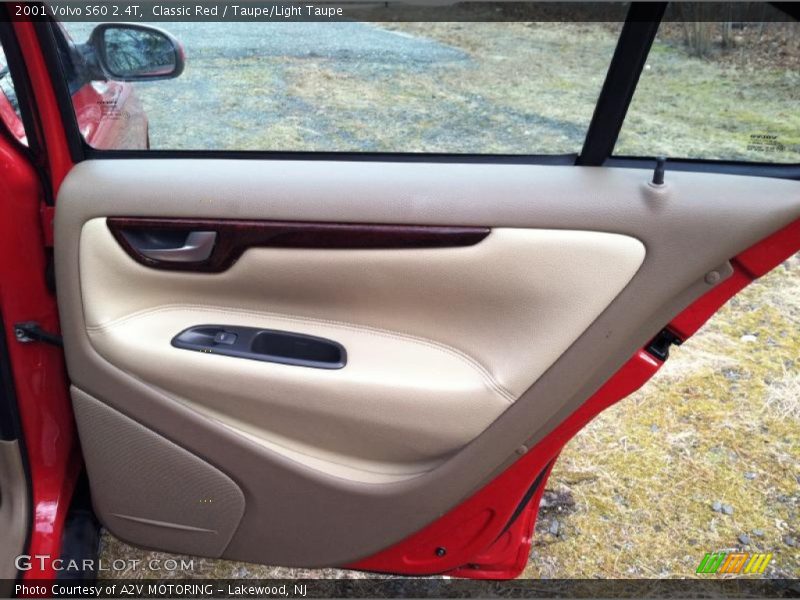 Classic Red / Taupe/Light Taupe 2001 Volvo S60 2.4T