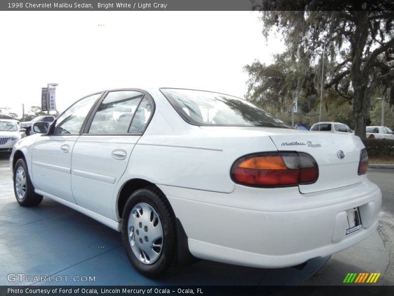 Bright White / Light Gray 1998 Chevrolet Malibu Sedan