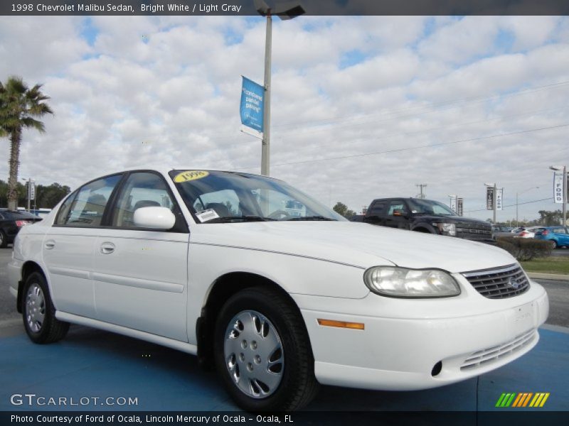 Bright White / Light Gray 1998 Chevrolet Malibu Sedan