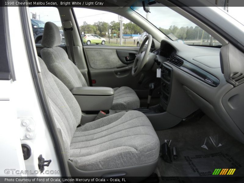 Bright White / Light Gray 1998 Chevrolet Malibu Sedan