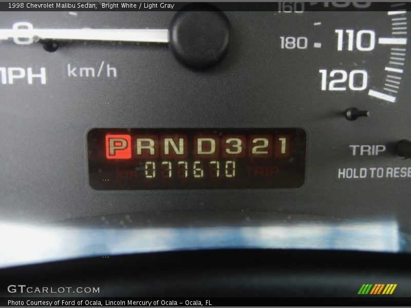Bright White / Light Gray 1998 Chevrolet Malibu Sedan