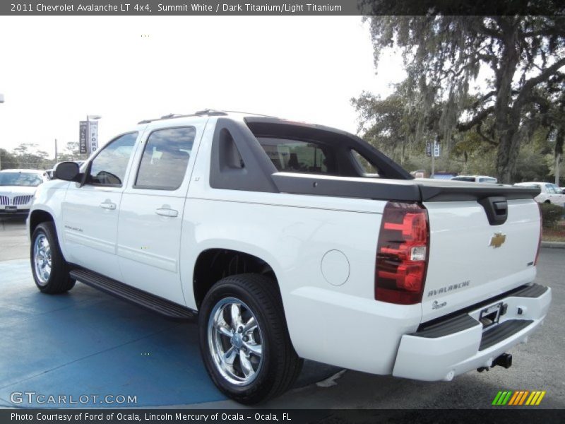 Summit White / Dark Titanium/Light Titanium 2011 Chevrolet Avalanche LT 4x4