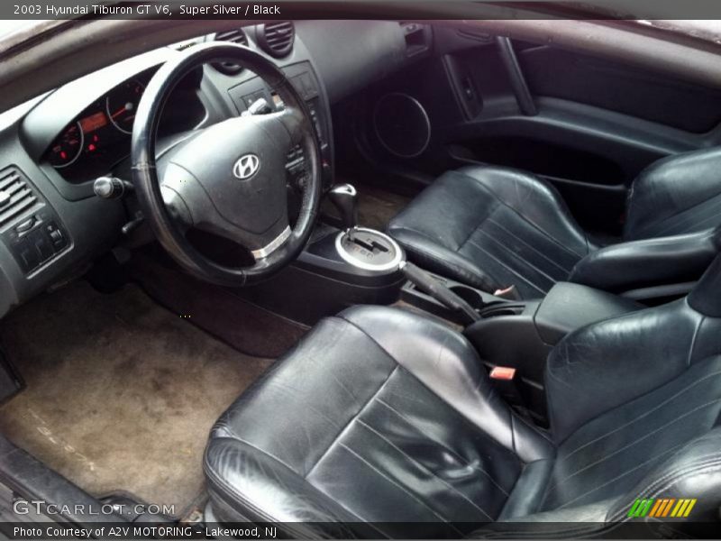 Super Silver / Black 2003 Hyundai Tiburon GT V6