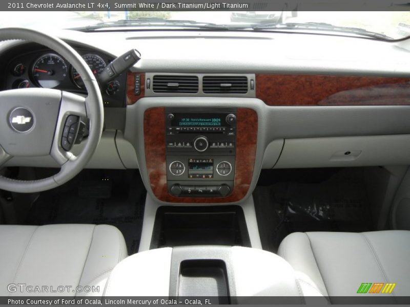 Summit White / Dark Titanium/Light Titanium 2011 Chevrolet Avalanche LT 4x4