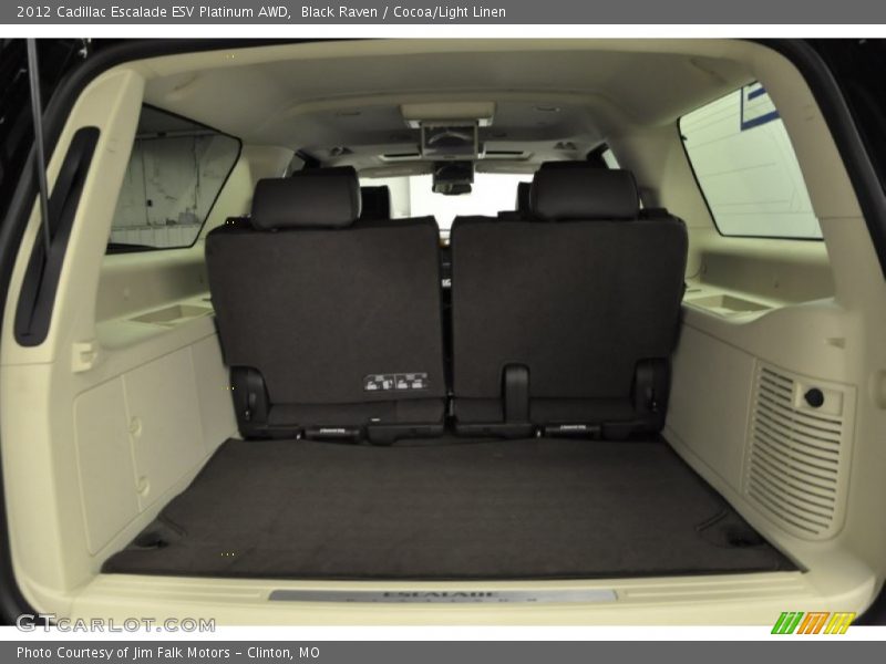  2012 Escalade ESV Platinum AWD Trunk