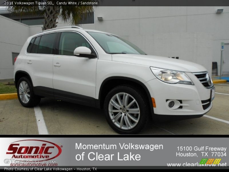 Candy White / Sandstone 2011 Volkswagen Tiguan SEL
