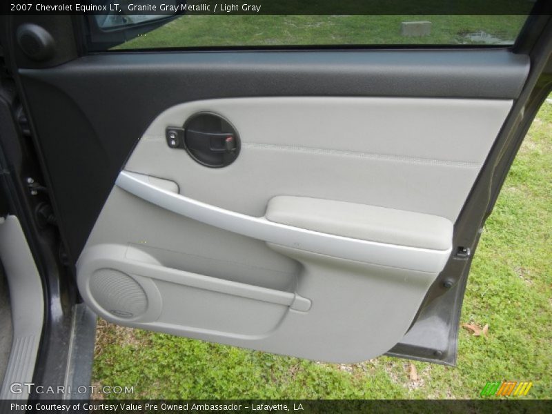 Granite Gray Metallic / Light Gray 2007 Chevrolet Equinox LT