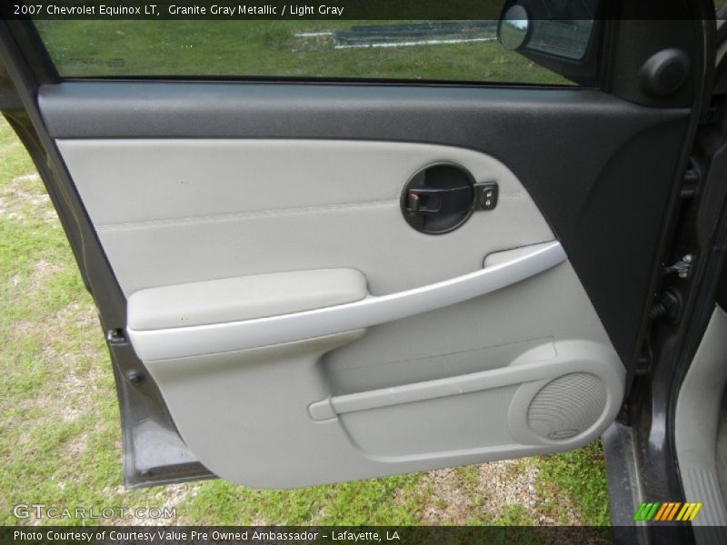 Granite Gray Metallic / Light Gray 2007 Chevrolet Equinox LT