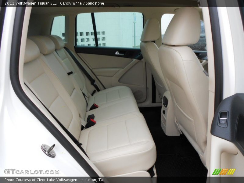 Candy White / Sandstone 2011 Volkswagen Tiguan SEL
