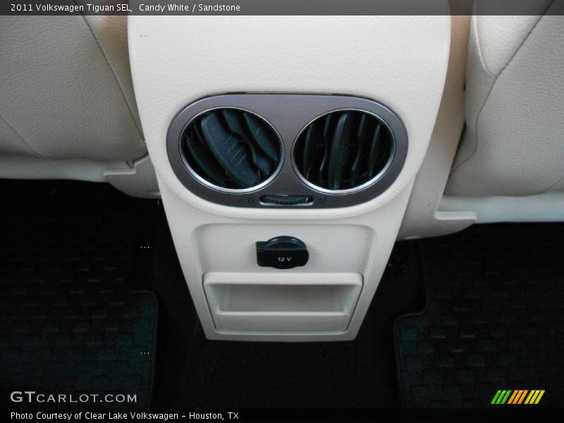 Candy White / Sandstone 2011 Volkswagen Tiguan SEL