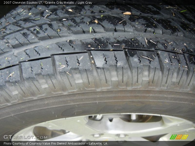 Granite Gray Metallic / Light Gray 2007 Chevrolet Equinox LT