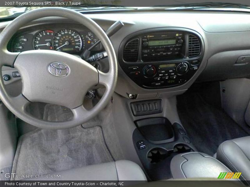 Black / Taupe 2007 Toyota Sequoia SR5