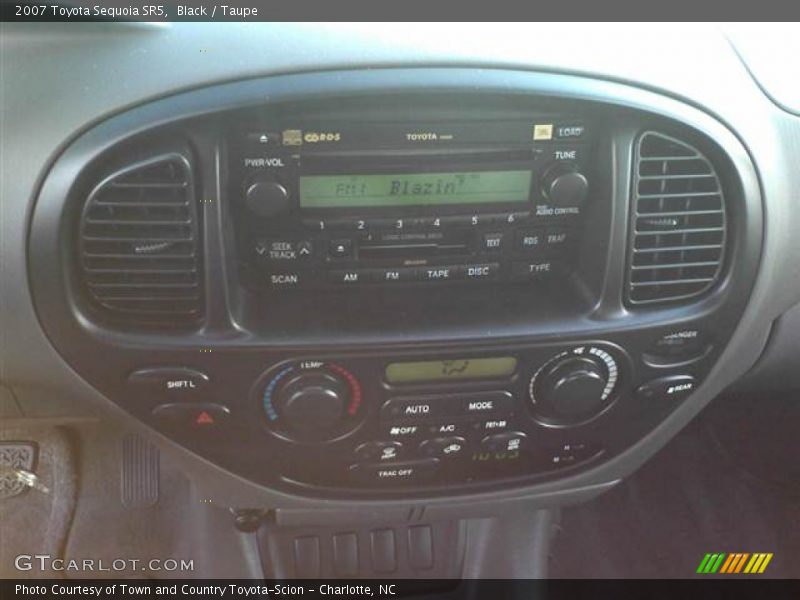 Black / Taupe 2007 Toyota Sequoia SR5