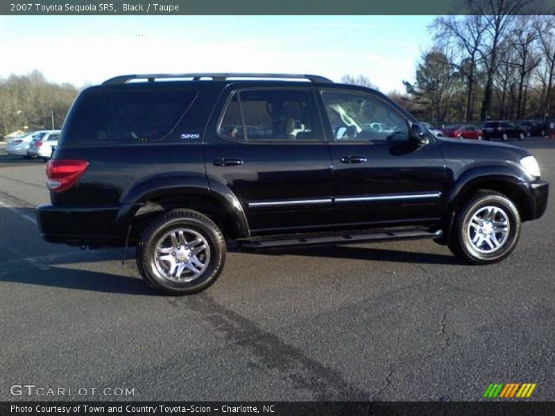 Black / Taupe 2007 Toyota Sequoia SR5