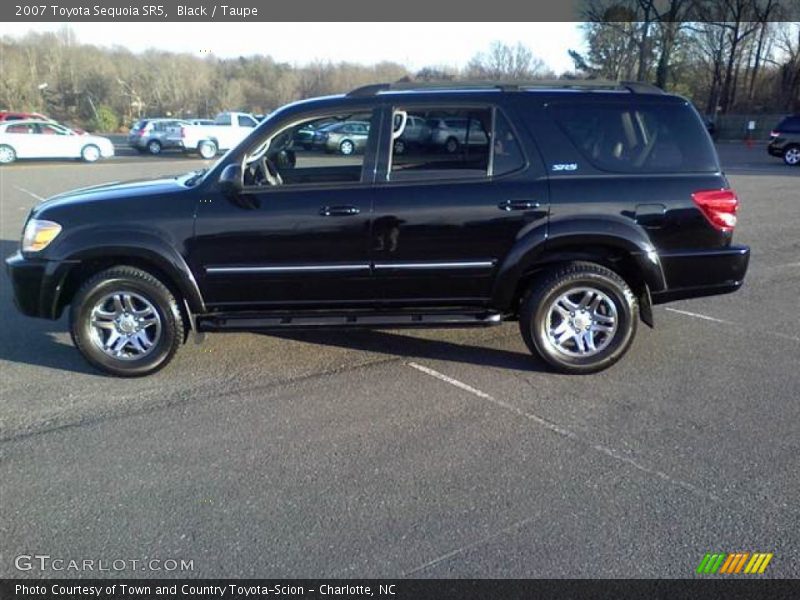 Black / Taupe 2007 Toyota Sequoia SR5