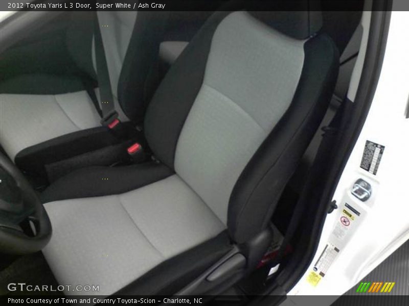 Super White / Ash Gray 2012 Toyota Yaris L 3 Door