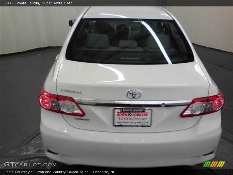 Super White / Ash 2012 Toyota Corolla