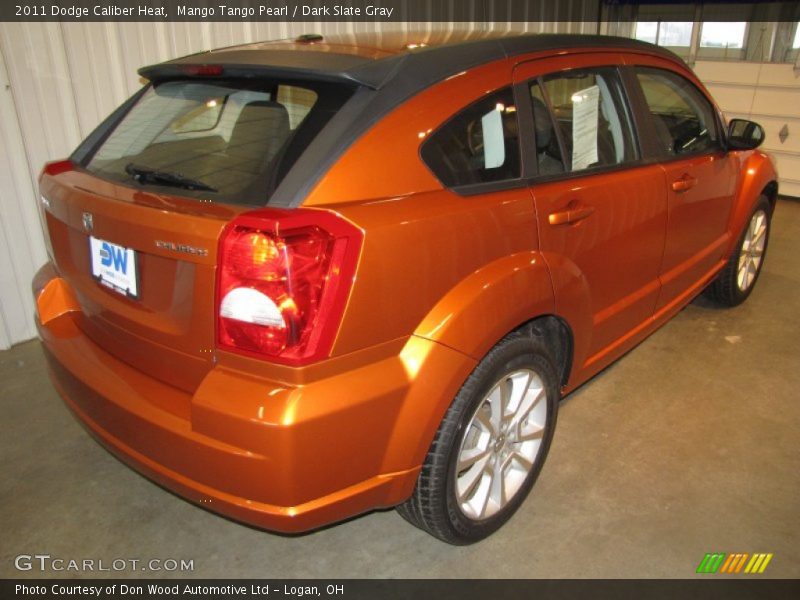 Mango Tango Pearl / Dark Slate Gray 2011 Dodge Caliber Heat