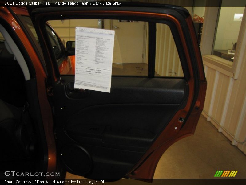 Mango Tango Pearl / Dark Slate Gray 2011 Dodge Caliber Heat
