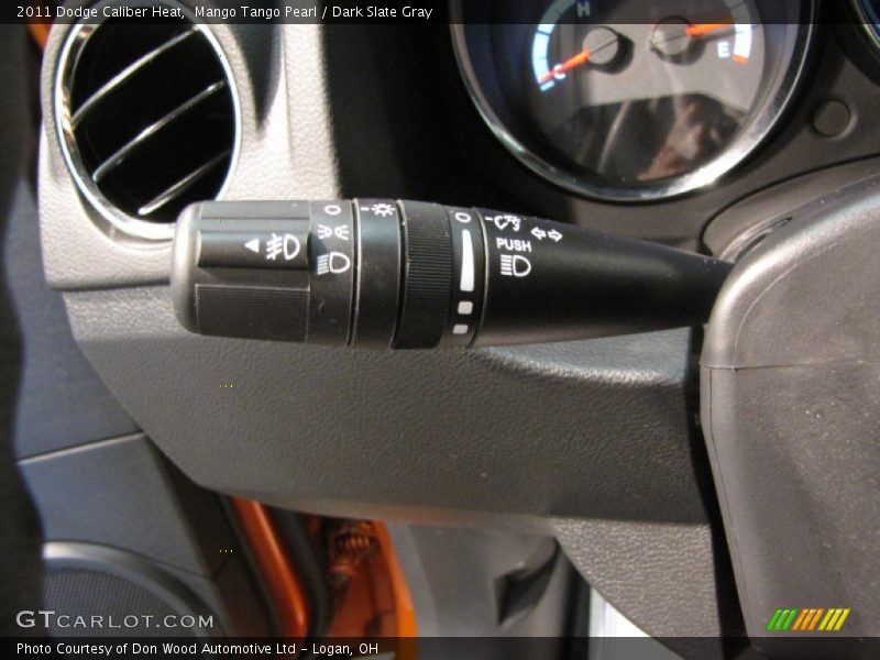 Mango Tango Pearl / Dark Slate Gray 2011 Dodge Caliber Heat
