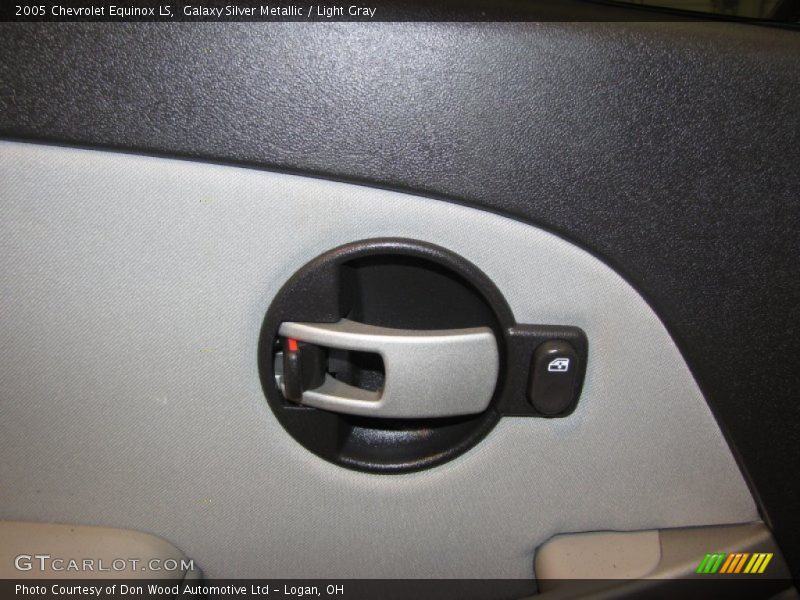 Galaxy Silver Metallic / Light Gray 2005 Chevrolet Equinox LS