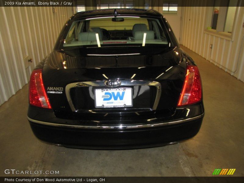 Ebony Black / Gray 2009 Kia Amanti