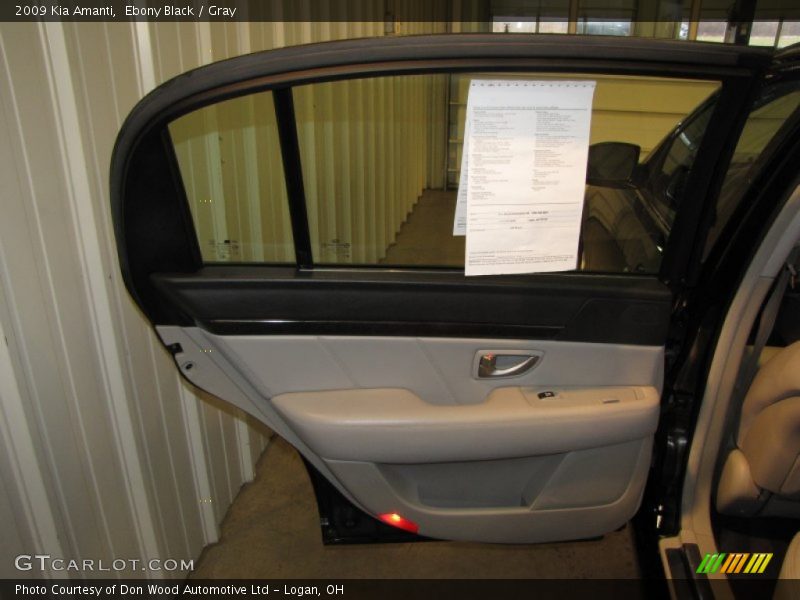 Ebony Black / Gray 2009 Kia Amanti