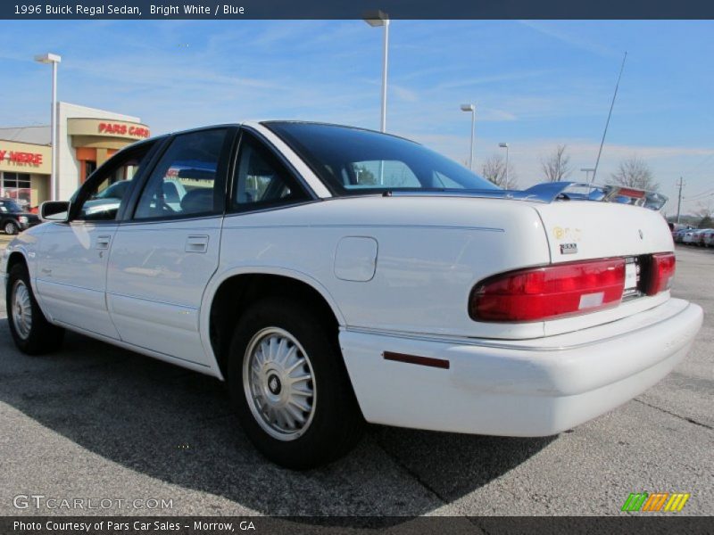 Bright White / Blue 1996 Buick Regal Sedan