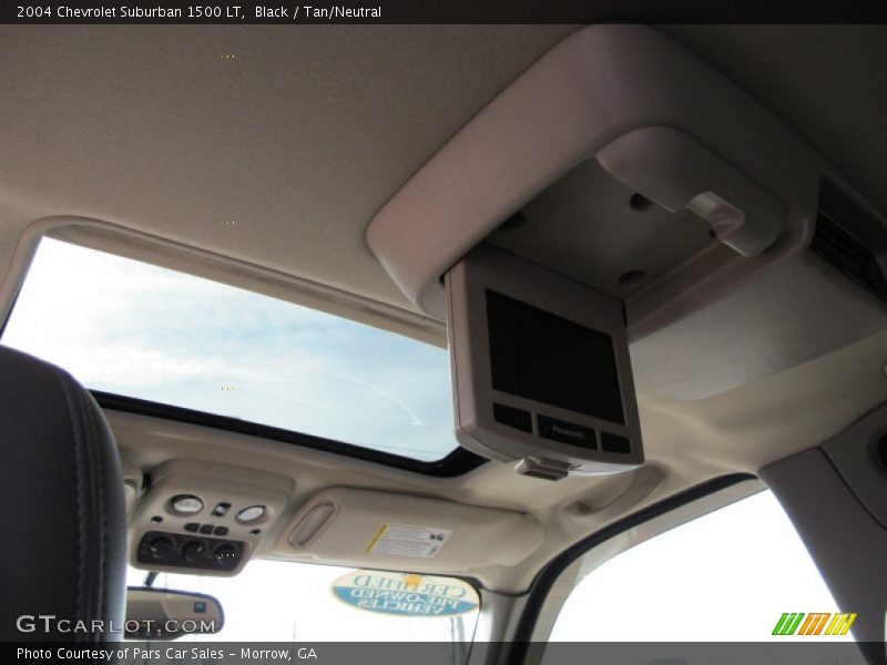 Black / Tan/Neutral 2004 Chevrolet Suburban 1500 LT