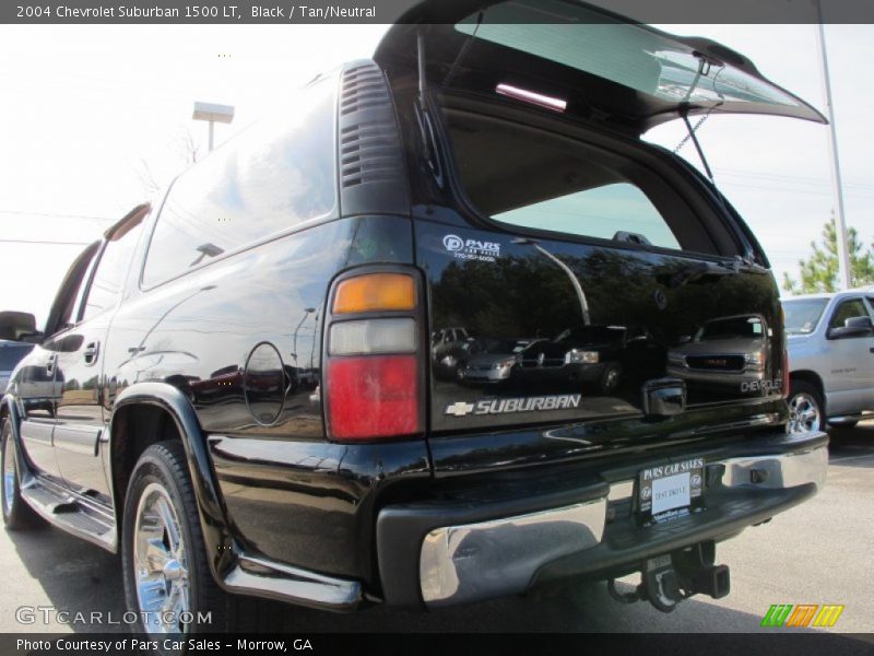 Black / Tan/Neutral 2004 Chevrolet Suburban 1500 LT