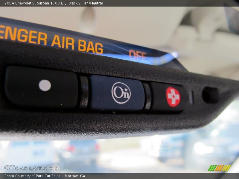 Black / Tan/Neutral 2004 Chevrolet Suburban 1500 LT