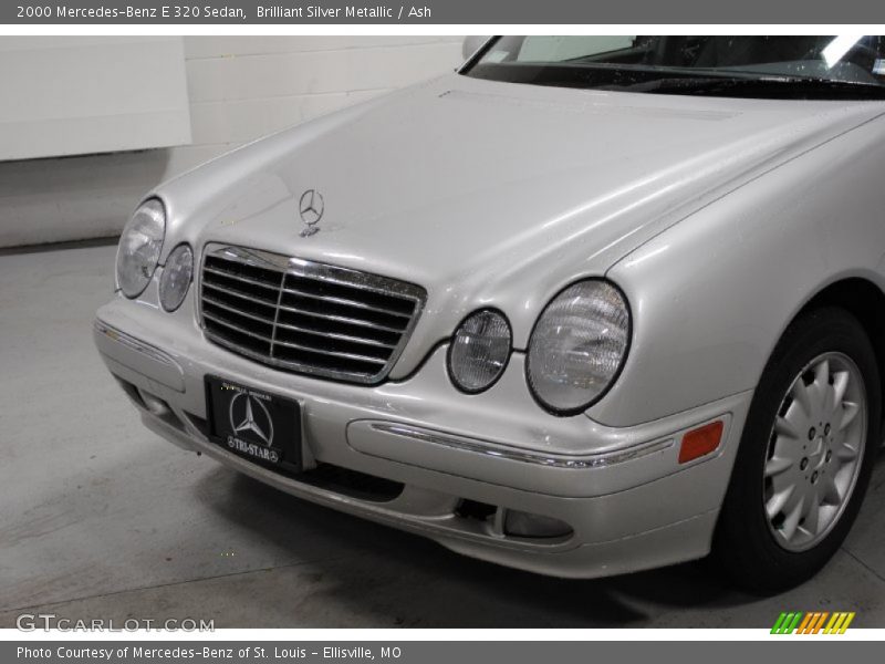Brilliant Silver Metallic / Ash 2000 Mercedes-Benz E 320 Sedan