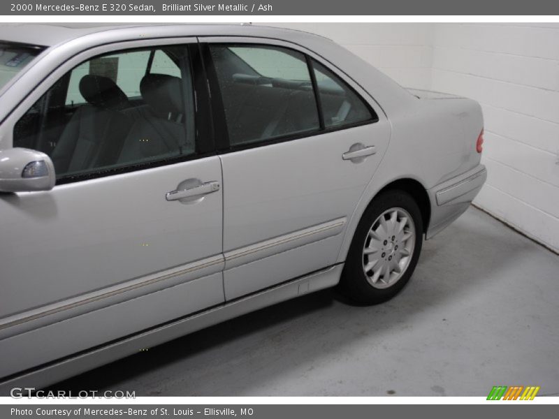 Brilliant Silver Metallic / Ash 2000 Mercedes-Benz E 320 Sedan