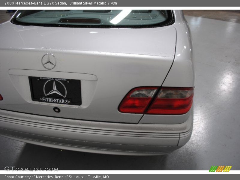 Brilliant Silver Metallic / Ash 2000 Mercedes-Benz E 320 Sedan