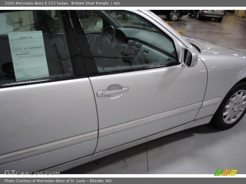 Brilliant Silver Metallic / Ash 2000 Mercedes-Benz E 320 Sedan