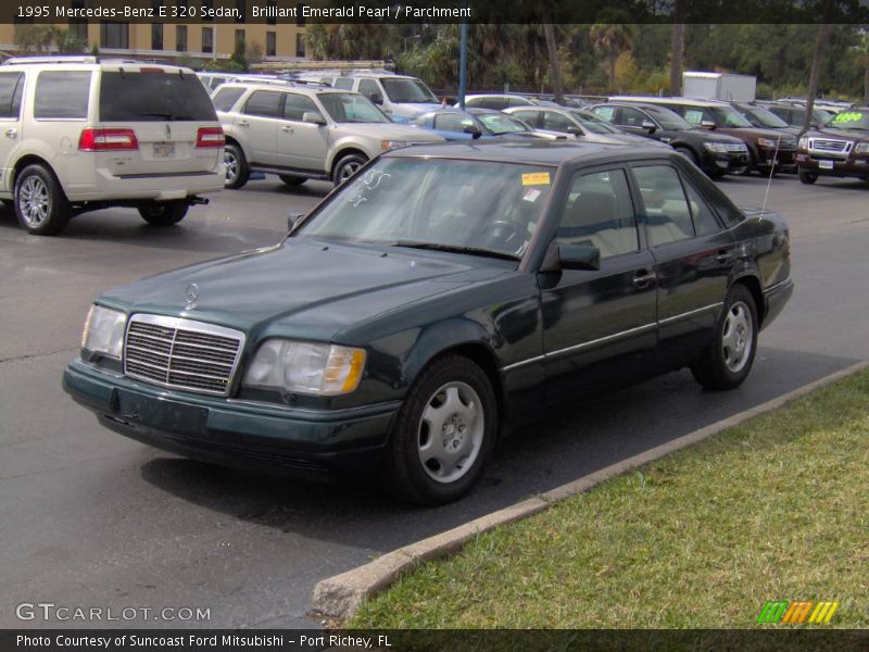 Brilliant Emerald Pearl / Parchment 1995 Mercedes-Benz E 320 Sedan