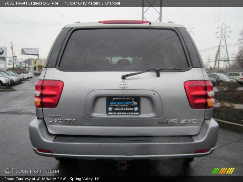 Thunder Gray Metallic / Charcoal 2001 Toyota Sequoia SR5 4x4