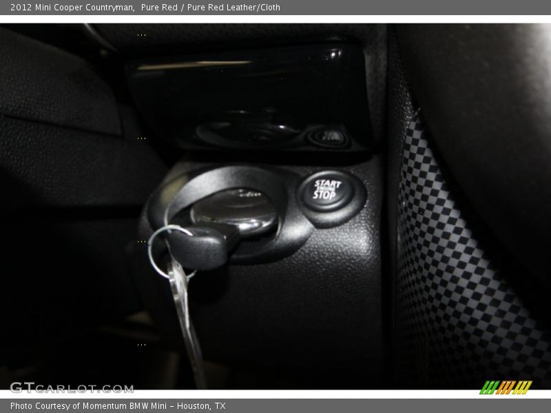 Pure Red / Pure Red Leather/Cloth 2012 Mini Cooper Countryman