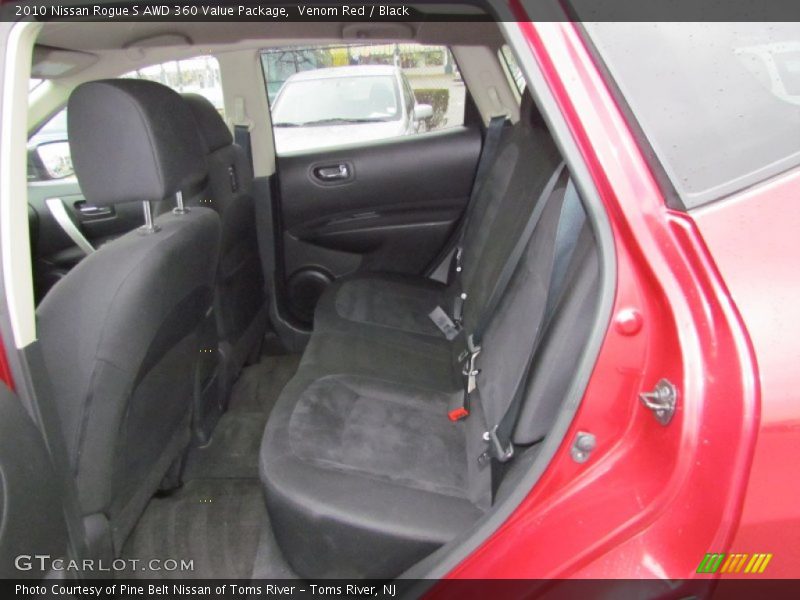 Rear Seat of 2010 Rogue S AWD 360 Value Package