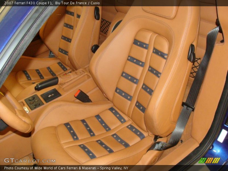 Front Seat of 2007 F430 Coupe F1