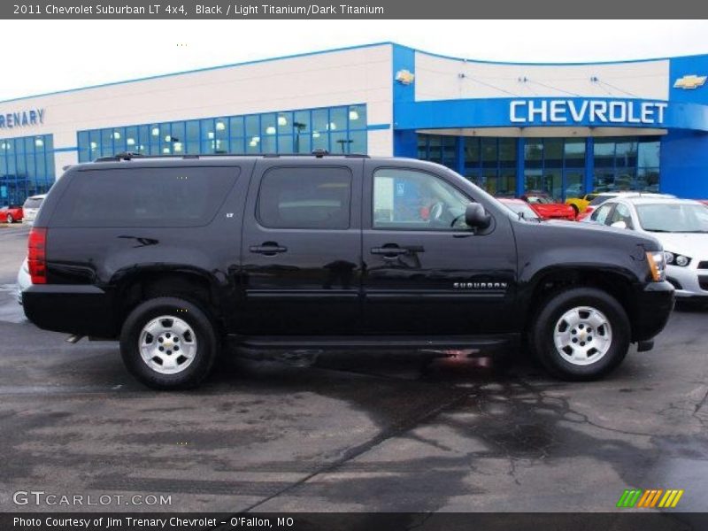 Black / Light Titanium/Dark Titanium 2011 Chevrolet Suburban LT 4x4