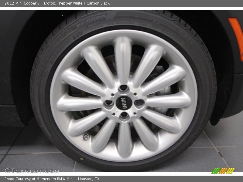 Pepper White / Carbon Black 2012 Mini Cooper S Hardtop