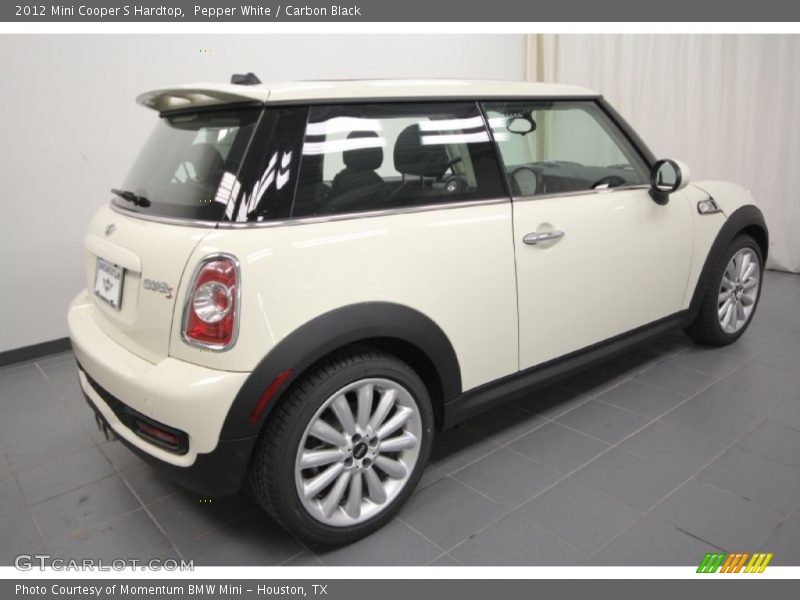 Pepper White / Carbon Black 2012 Mini Cooper S Hardtop